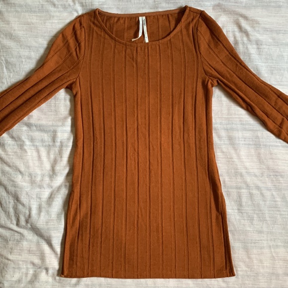 NWT Anthropologie long-sleeved tunic - Picture 2 of 8